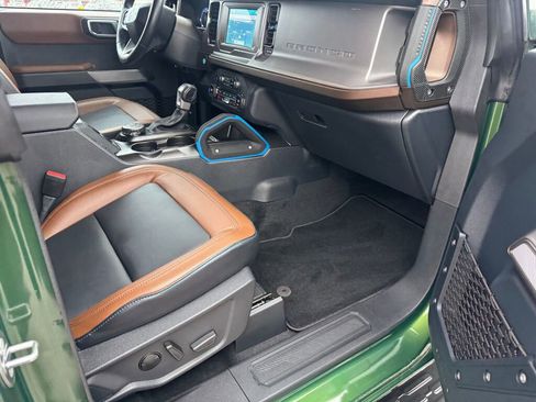 Used 2023 Ford Bronco Outer Banks w/ Sasquatch Package image 21