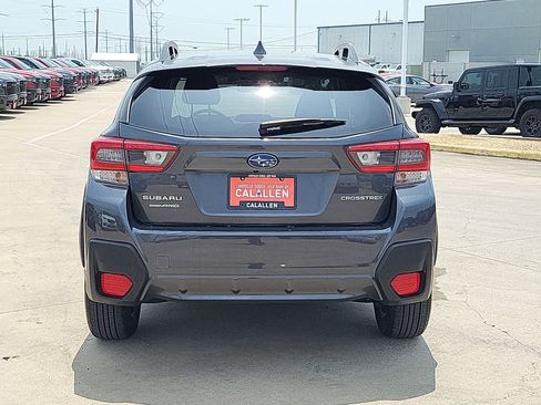 Used 2022 Subaru Crosstrek 2.0i Premium w/ Moonroof Package AWD/4WD image 13