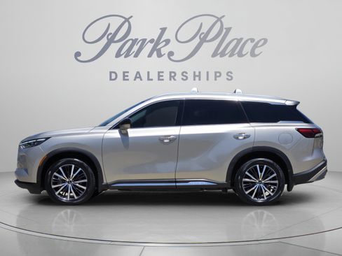 Used 2024 INFINITI QX60 Sensory w/ Cargo Package AWD/4WD image 2