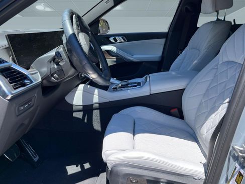 Used 2024 BMW X6 xDrive40i w/ Executive Package AWD/4WD image 3
