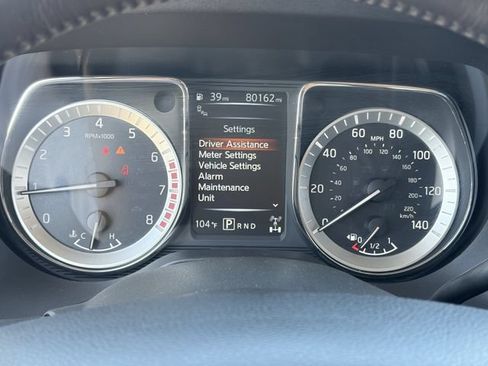 Used 2018 Nissan Titan SV w/ SV Convenience Package AWD/4WD image 10