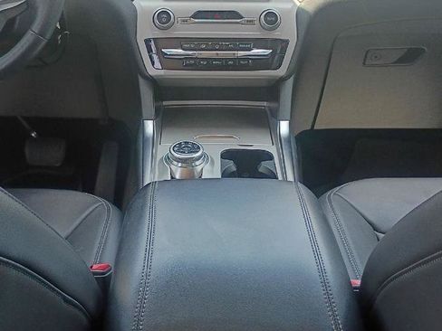Used 2023 Ford Explorer XLT w/ Equipment Group 202A AWD/4WD image 16