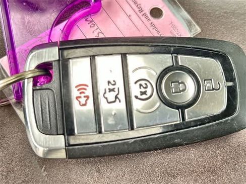 Used 2017 Ford Fusion Platinum image 21