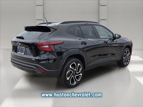 New 2026 Chevrolet Trax RS w/ Driver Confidence Package FWD image 5