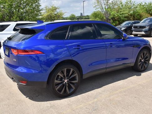 Used 2018 Jaguar F-PACE Prestige image 4