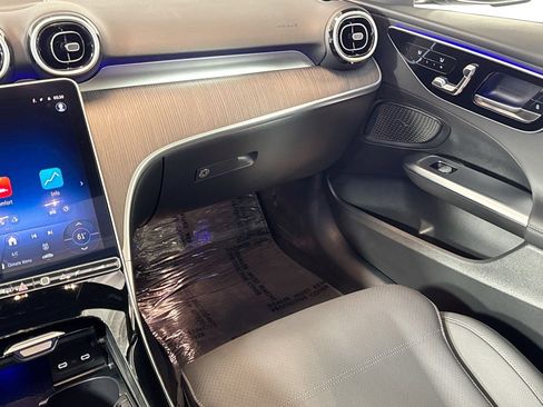 Used 2025 Mercedes-Benz C 300 Sedan image 22