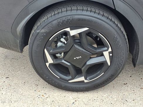 Used 2026 Kia Sportage EX FWD image 10