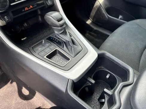 Used 2024 Toyota RAV4 LE FWD image 18