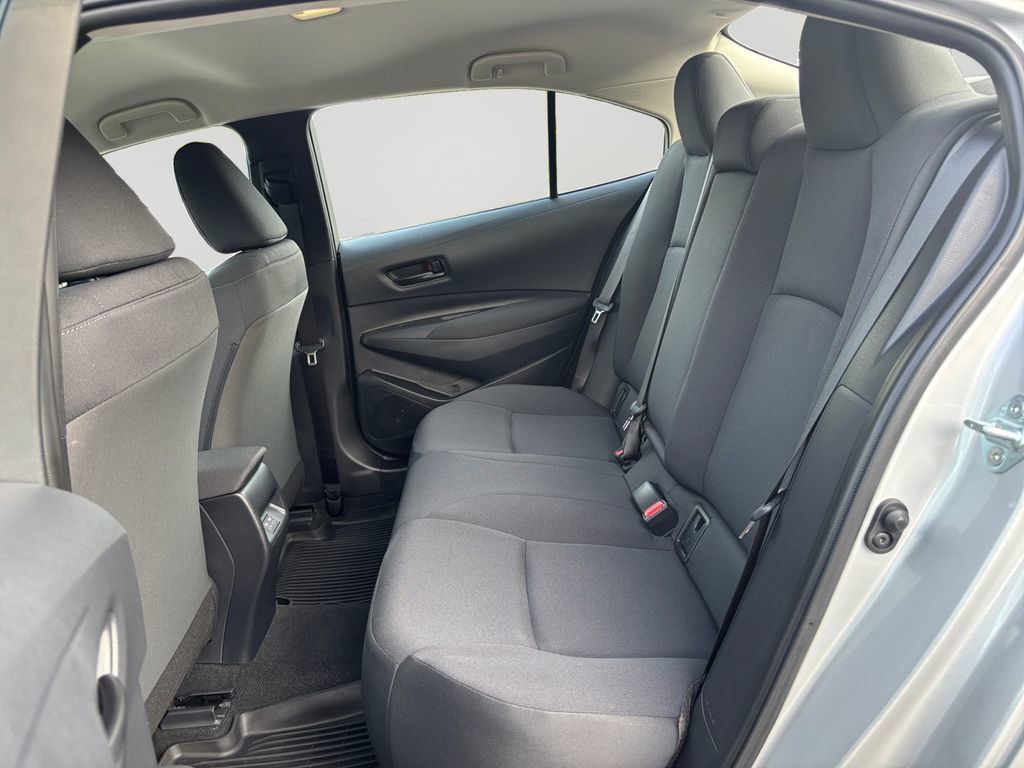 Used 2024 Toyota Corolla LE FWD image 15