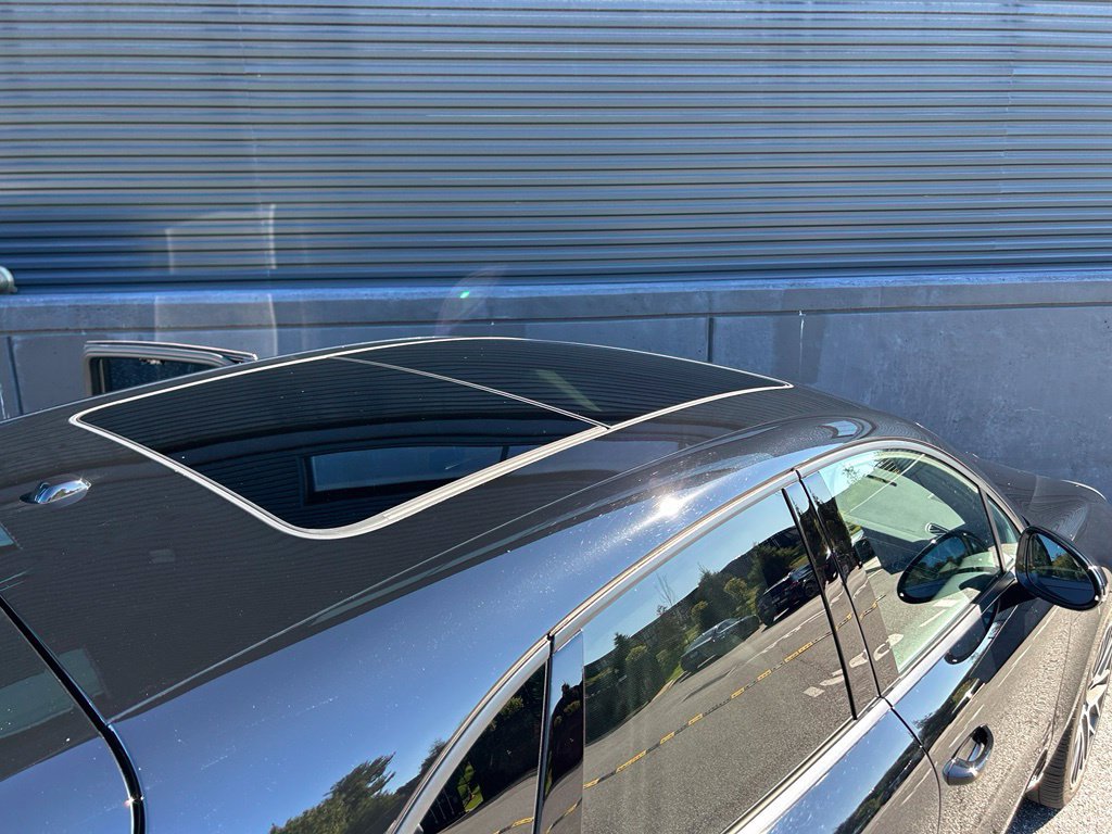 Certified 2020 Porsche Macan AWD/4WD image 15