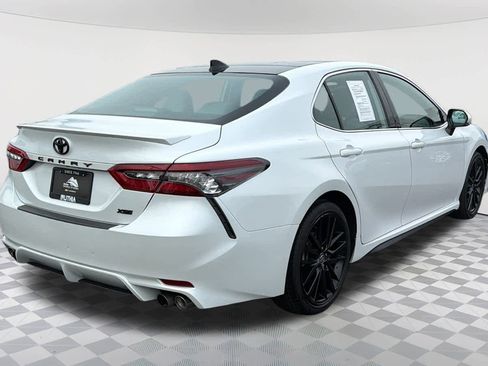 Used 2022 Toyota Camry XSE image 5