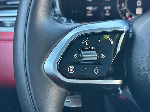 Used 2026 Jaguar F-PACE R-Dynamic S image 27