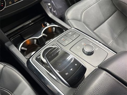 Used 2018 Mercedes-Benz GLS 550 4MATIC image 27