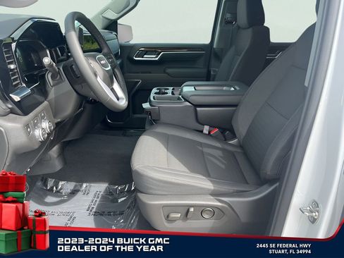 New 2026 GMC Sierra 1500 Elevation image 10