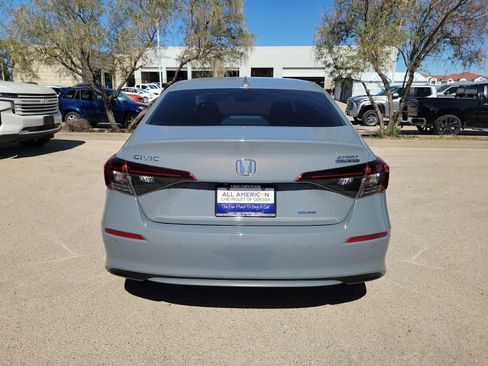 Used 2025 Honda Civic Sport Touring image 5