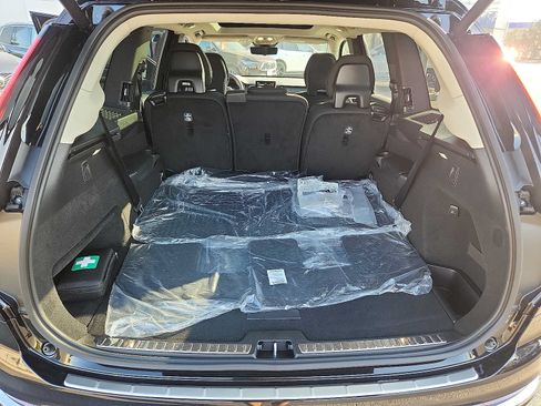 Used 2026 Volvo XC90 B6 Plus w/ Protection Package Premier AWD/4WD image 27