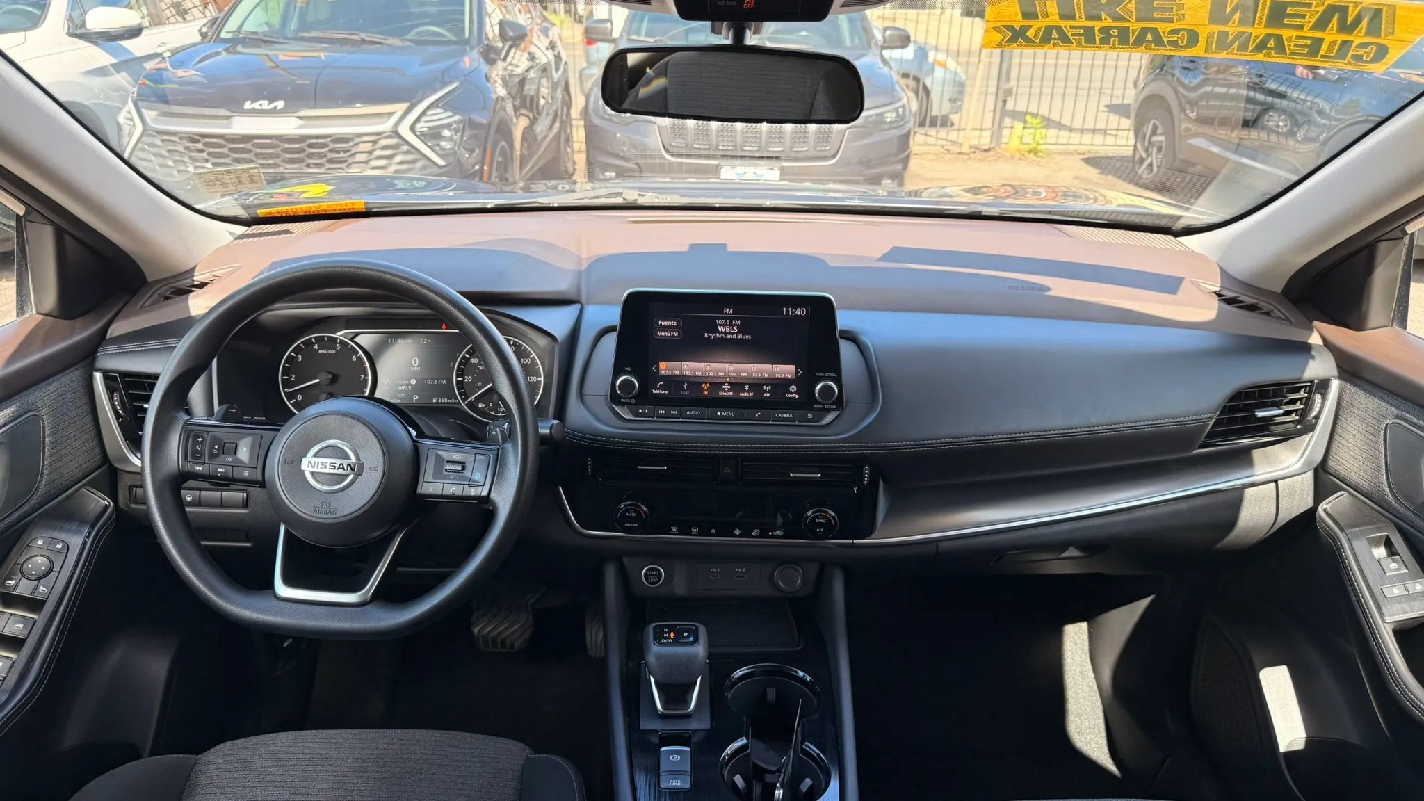 Used 2021 Nissan Rogue SV AWD/4WD image 15