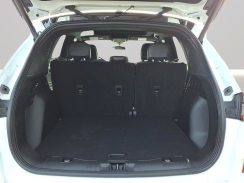 Used 2023 Ford Escape ST-Line w/ Tech Pack #1 AWD/4WD image 9