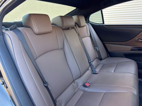 Used 2022 Lexus ES 350 w/ Premium Package FWD image 39