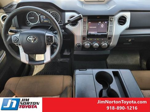 Used 2014 Toyota Tundra SR5 AWD/4WD image 27