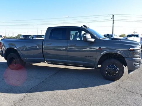 New 2026 RAM 3500 Limited AWD/4WD image 43