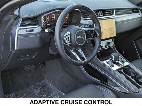 New 2024 Jaguar F-PACE R-Dynamic S image 7