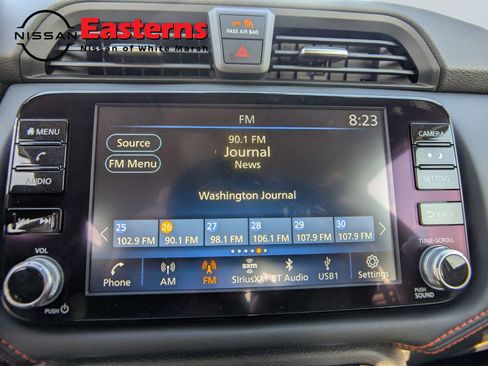 New 2025 Nissan Versa SR w/ Trunk Package image 19