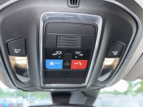 Used 2023 Jeep Grand Cherokee L Laredo RWD image 25
