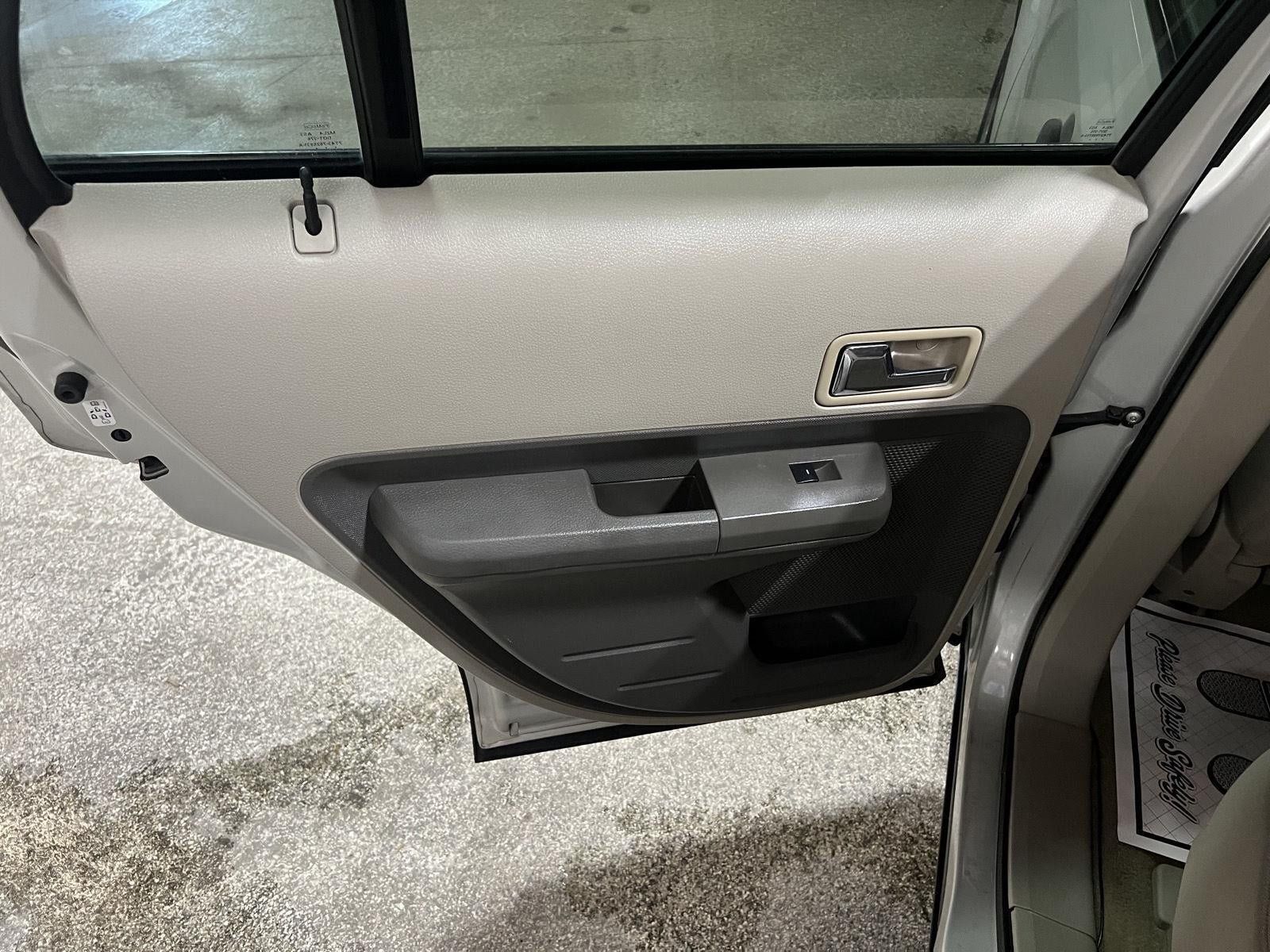 Used 2007 Ford Edge SE FWD image 20