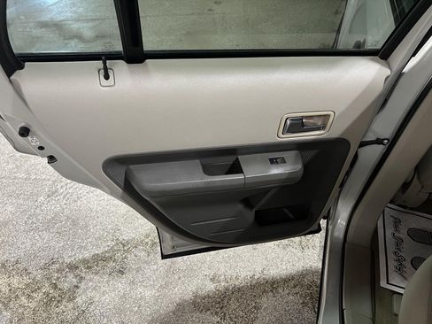 Used 2007 Ford Edge SE FWD image 20