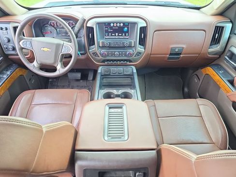 Certified 2018 Chevrolet Silverado 1500 High Country w/ High Desert Package AWD/4WD image 13