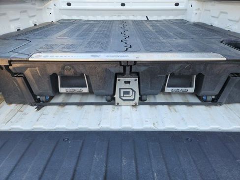 Used 2023 Chevrolet Silverado 1500 Custom image 34