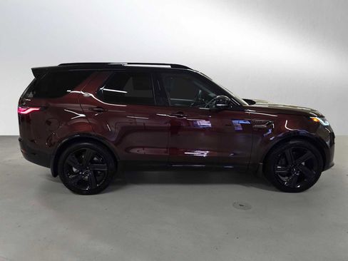 New 2026 Land Rover Discovery Limited Edition image 6