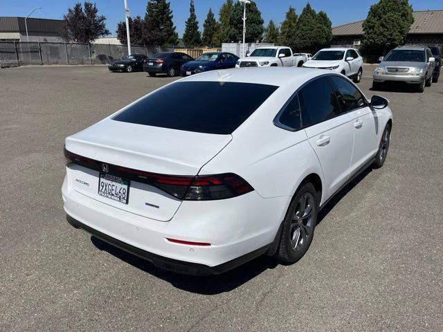 Used 2025 Honda Accord EX-L image 3