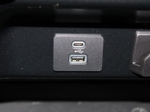 Used 2024 Ford F150 XL image 40