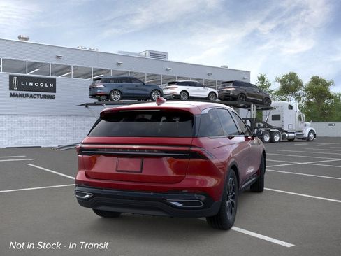 New 2026 Lincoln Nautilus Premier AWD/4WD image 8