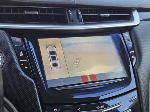 Used 2017 Cadillac XTS Luxury w/ Driver Awareness Package image 18