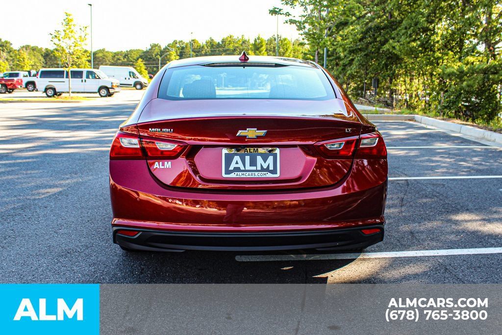 Used 2025 Chevrolet Malibu LT FWD image 10