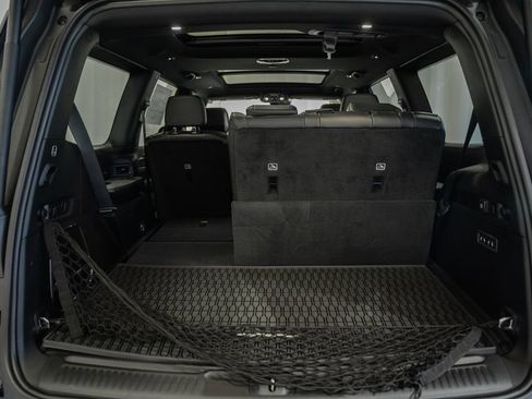 New 2026 Jeep Grand Wagoneer 4WD image 8