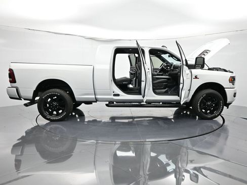New 2024 RAM 2500 Laramie w/ Night Edition image 49
