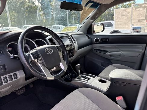Used 2015 Toyota Tacoma 4x4 Access Cab V6 image 5