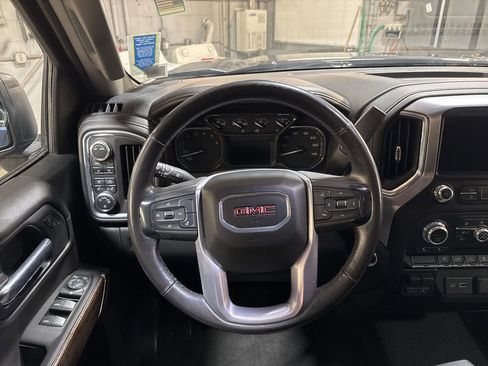 Used 2021 RAM 1500 Big Horn image 13
