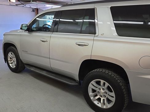 Used 2018 Chevrolet Tahoe LT image 3