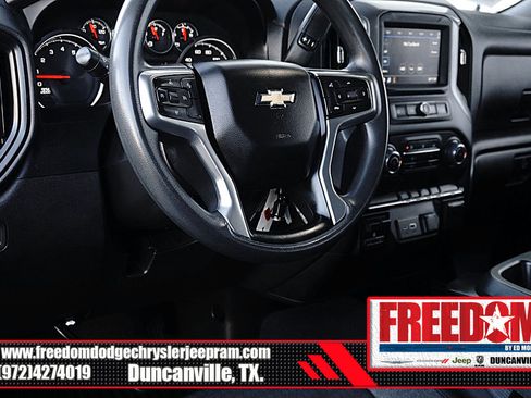 Used 2022 Chevrolet Silverado 2500 Custom w/ Custom Convenience Package image 27