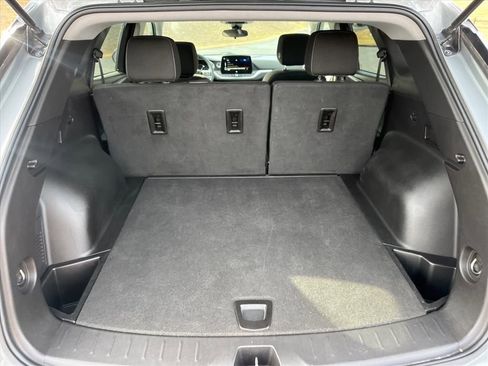 Used 2023 Chevrolet Blazer LT image 31