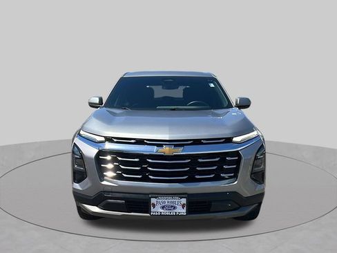 Used 2025 Chevrolet Equinox LT FWD image 8