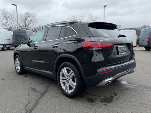 Used 2023 Mercedes-Benz GLA 250 4MATIC image 5