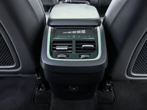 Used 2023 Volvo XC90 B5 Core AWD/4WD image 21