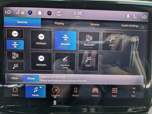 Used 2024 Jeep Grand Cherokee Limited image 30