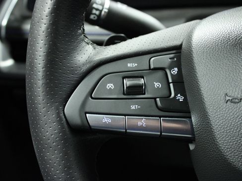 Used 2024 Cadillac XT4 Sport image 20